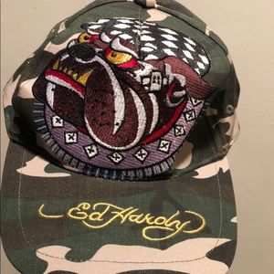 Adjustable baseball cap